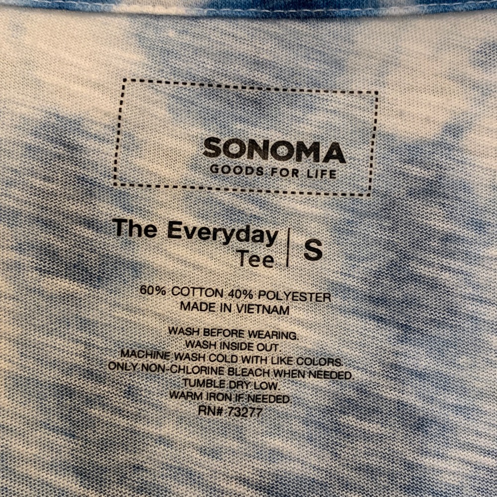 Sonoma Goods For Life Everyday Long Sleeve V-Neck Tee Tie-Dyed Look Coral Print - Picture 3 of 7